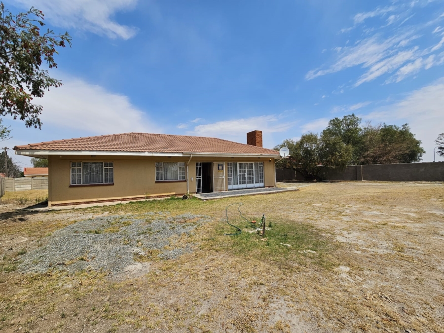 3 Bedroom Property for Sale in Lakeview Free State